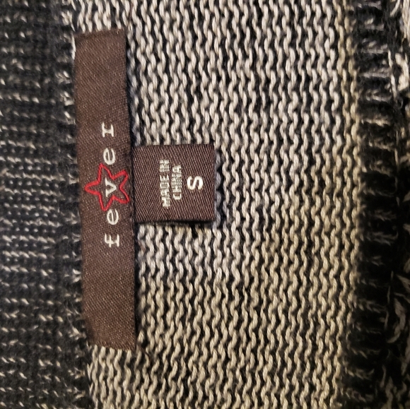 Fever Sweater - Picture 5 of 5